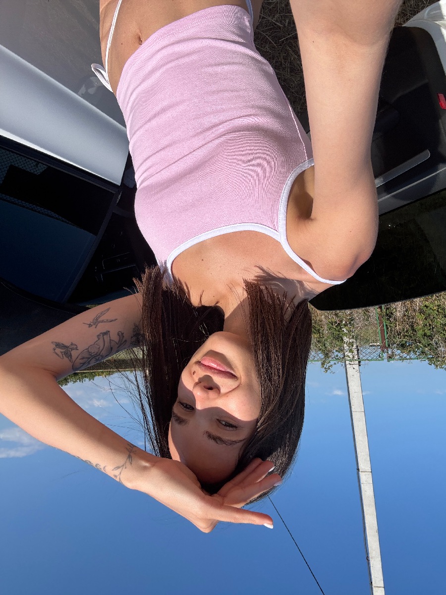 Sexy model Tina in Paranac